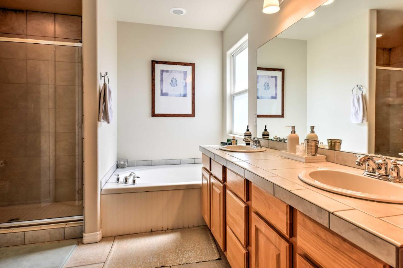 Waterfront Corpus Christi Townhome With Pool And Dock! Dış mekan fotoğraf